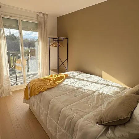 Le Panorama, Confortable - Acces Direct A La Appartement *