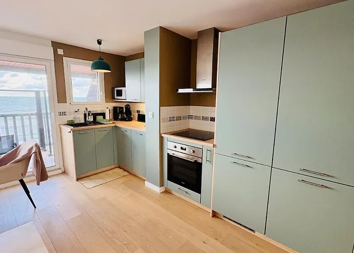 Le Panorama, Confortable - Acces Direct A La Lägenhet *