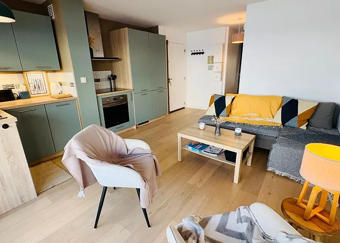 Le Panorama, Confortable - Acces Direct A La